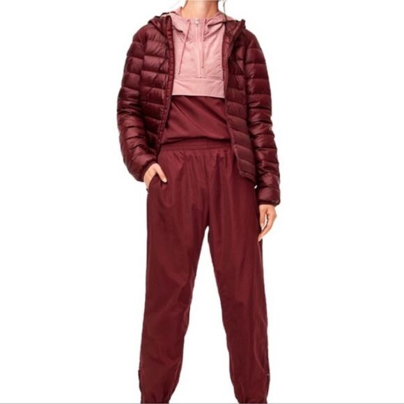 Aritzia TNA Purple Down Packable Botanie Puffer Jacket S - Picture 1 of 12